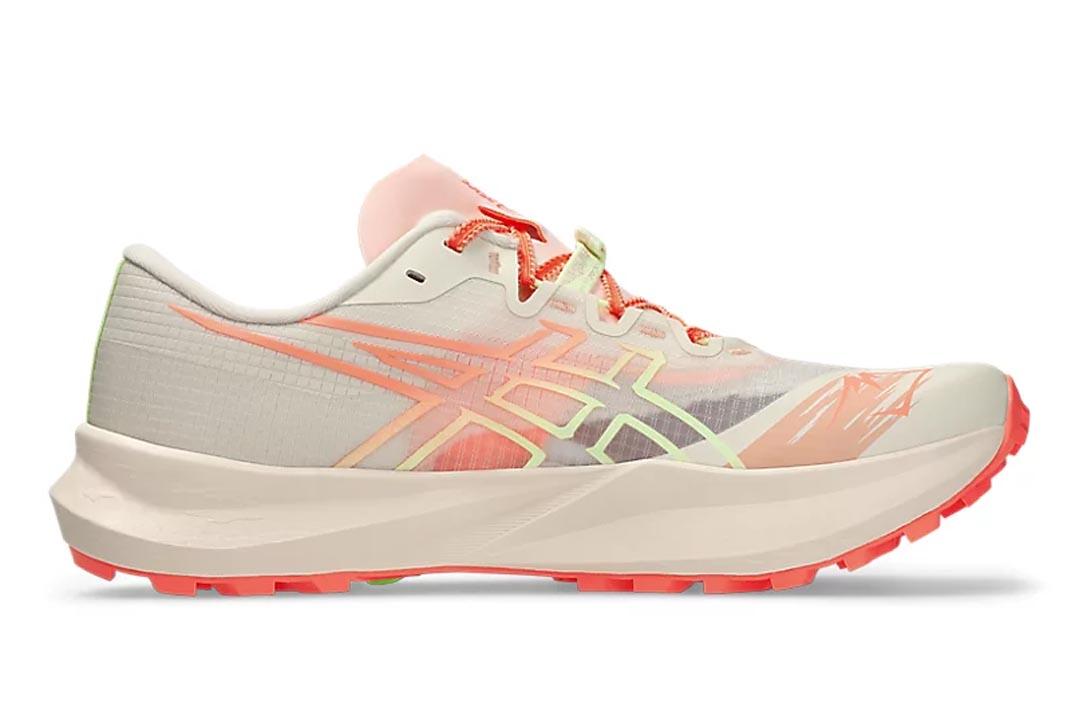 Asics Fuji Lite 7
